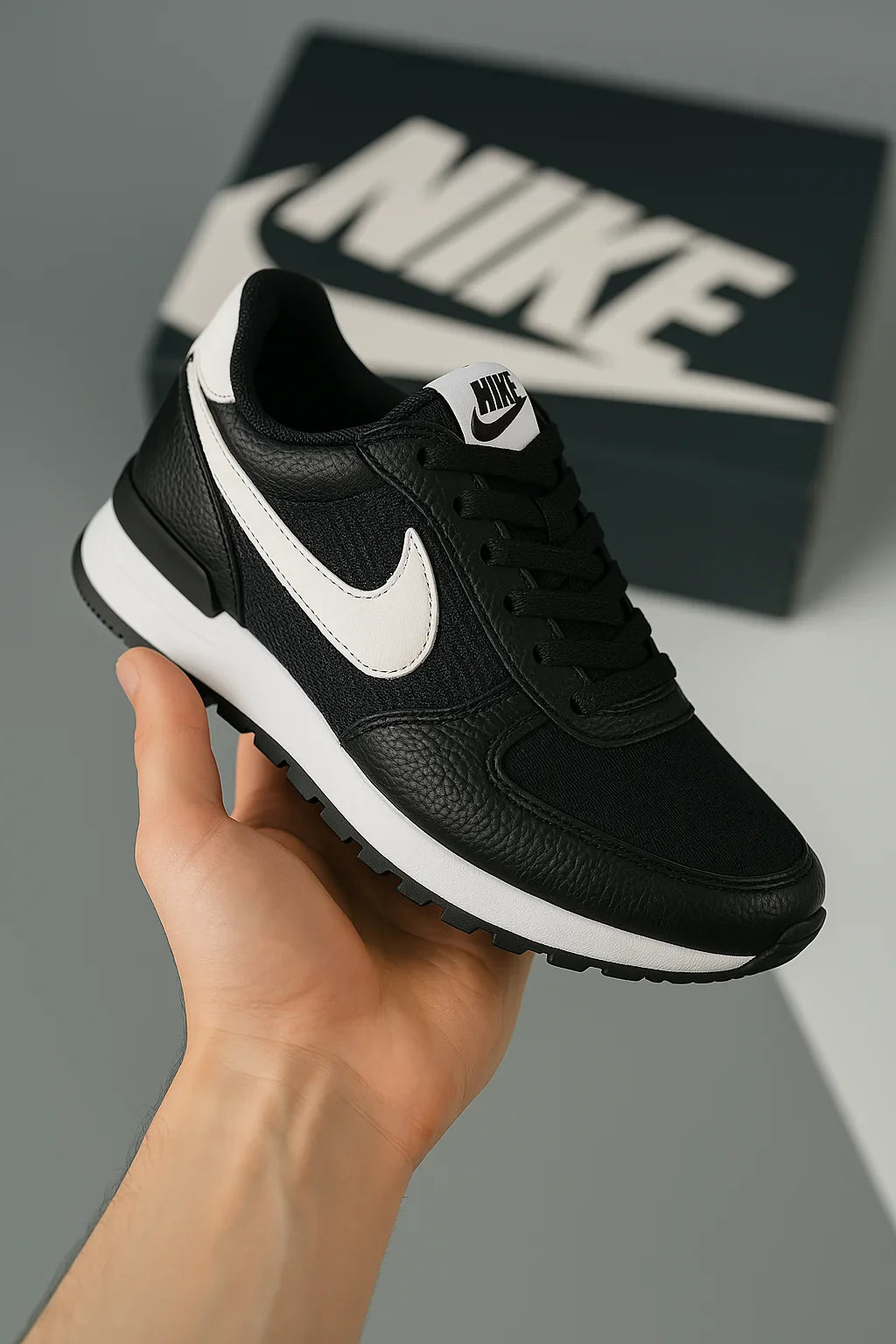 Basket NK SPORT BLANC ET NOIR